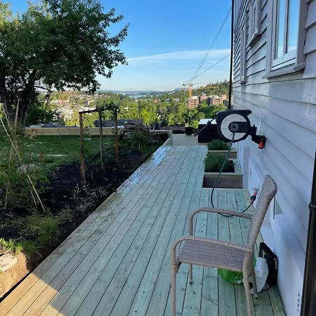 Вилла Modern And Cozy With An Outstanding View Аскер